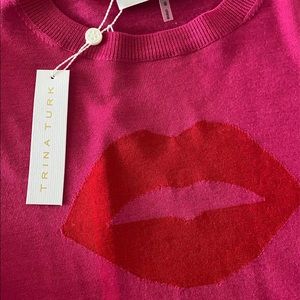 Trina Turk kiss logo lightweight sweater pink w red lips new w tags old fashion